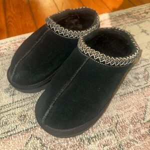 UGG Tasman Slippers - Black